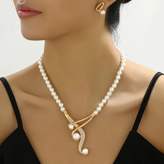 Fashion Geometric Pearl Earring Two-Piece Necklace Set for Women – Exquisite Birthday & Party Jewelry Gift