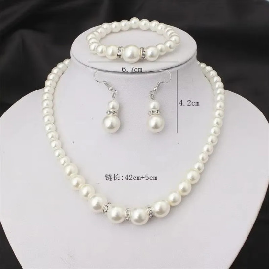 Women Simulated Pearls Jewelry Set Necklace / Earrings / Bracelets