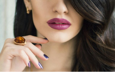 Biotin, Iron, and Hair Structure: Evidence-Based Insights