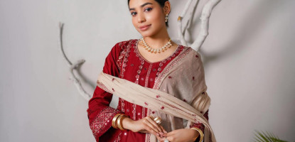 Karchupi Details: Embellished Designs for Festive Occasions