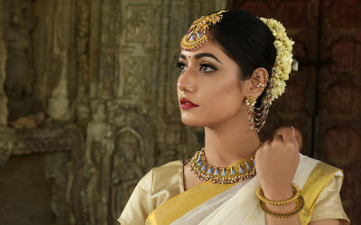 Top 10 Must-Have Fashion Accessories and Beauty Products for Every Season.